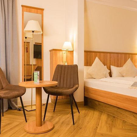 באד ווימפן Neckarblick Self Service Hotel מראה חיצוני תמונה